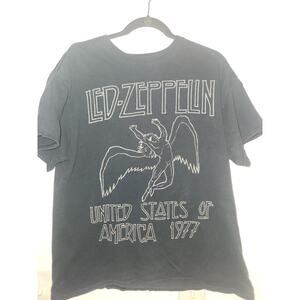 Led Zeppelin Gray Black Short Sleeve‎ Shirt Size Large